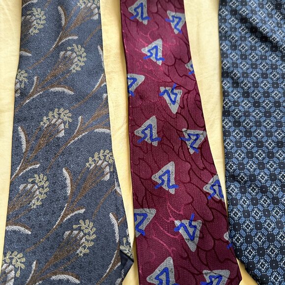 Giorgio Armani Cravatte 100% Silk Made in Italy Lot of 6 Ties - Picture 2 of 9